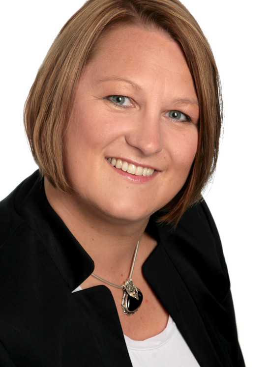 Jana Dreypelcher Jana Dreypelcher